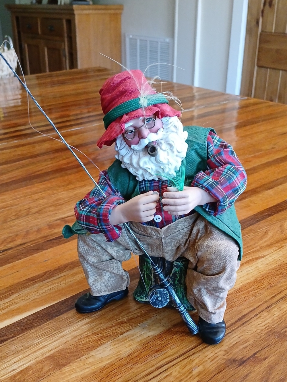 Dept 56 Possible Dreams Clothtique "Hooked On Fishing" Christmas Santa Figurine